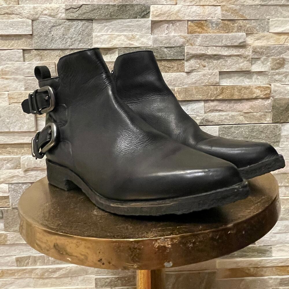 Belle by Sigerson Morrison 8 Black Leather Booties | Double Buckle Ankle Boots - Picture 10 of 10